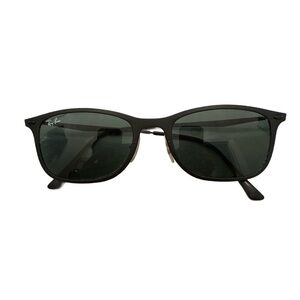 Ray Ban Black ultra-light Sunglasses in Black